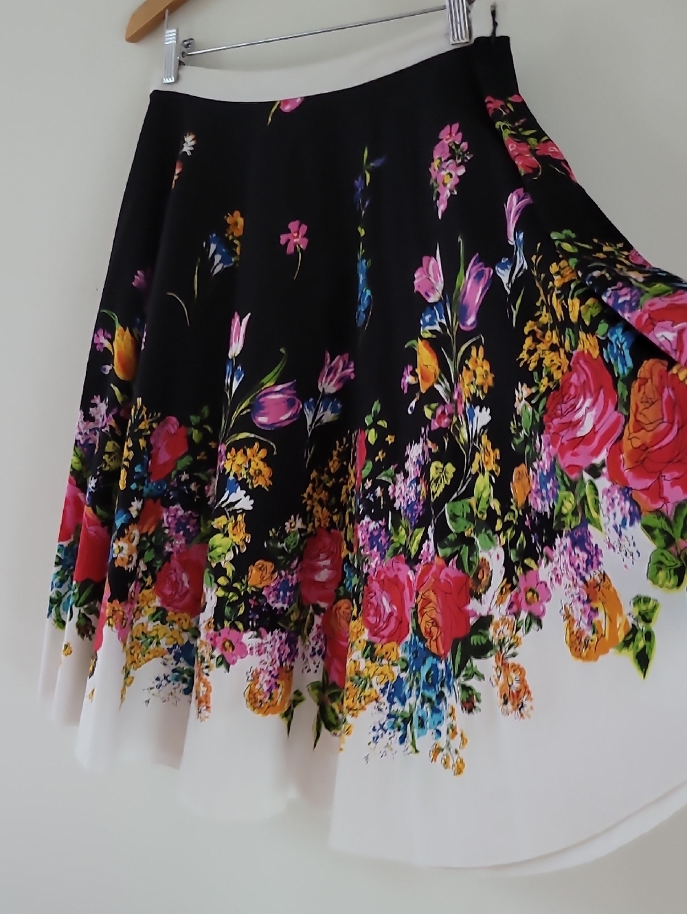 For The Republic Black Floral Multicolor Print White Border Full Midi Skirt Sz 6